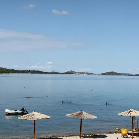 Lord Penzion Pirovac