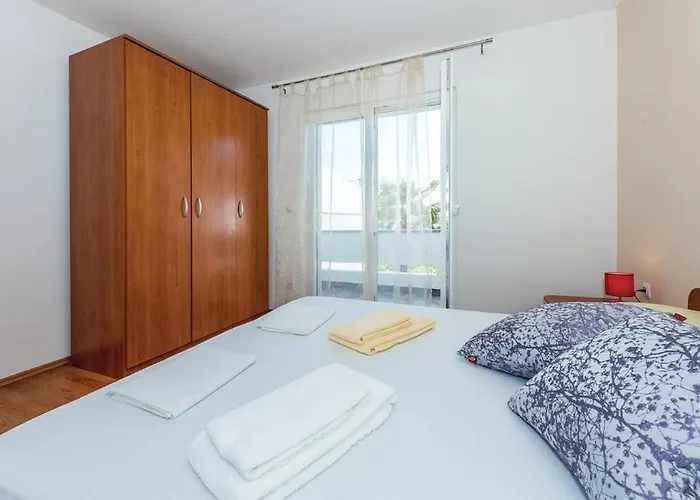 Vendégház Lord Pirovac