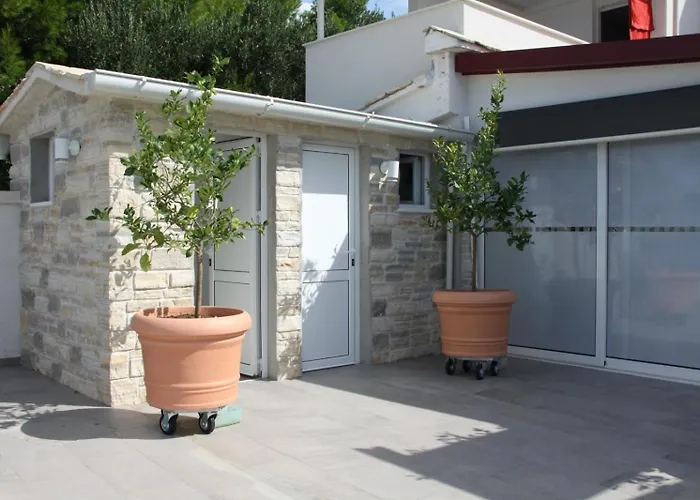 Lord Penzion Pirovac