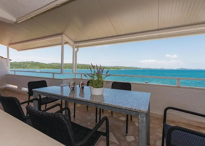 Vendégház Lord Pirovac